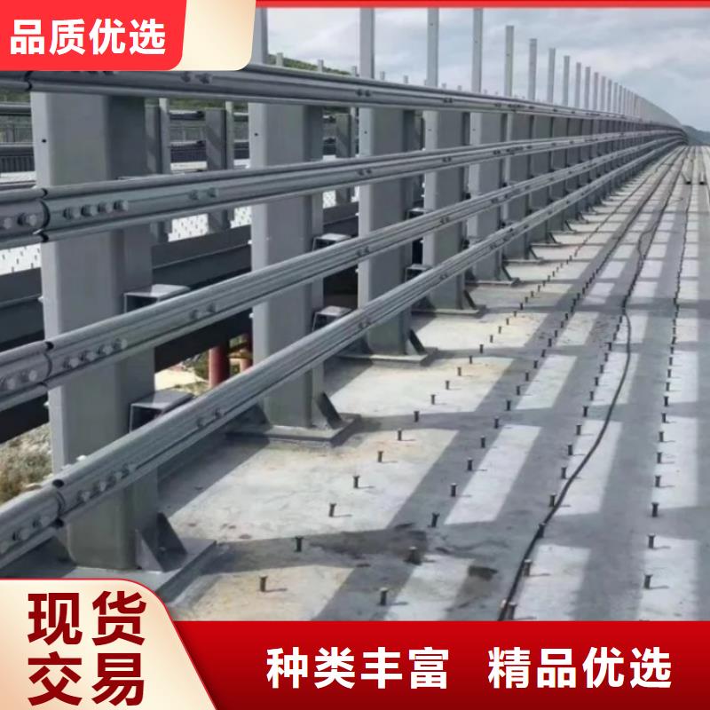 道路護(hù)欄拉索防撞護(hù)欄產(chǎn)地工廠