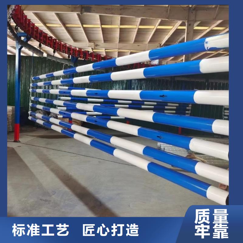 道路護(hù)欄,景區(qū)方管防撞護(hù)欄工廠直供