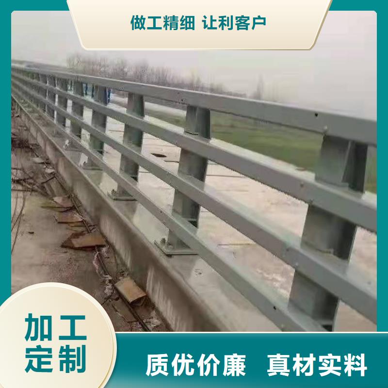道路護(hù)欄隔離三橫梁防撞護(hù)欄主推產(chǎn)品