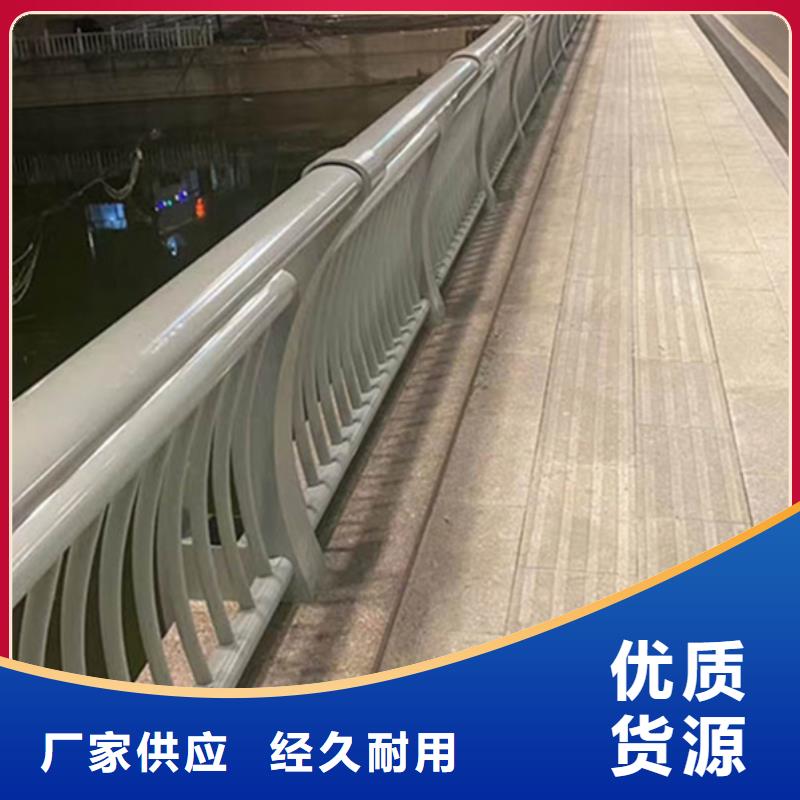 鋁合金護(hù)欄實拍展現(xiàn)