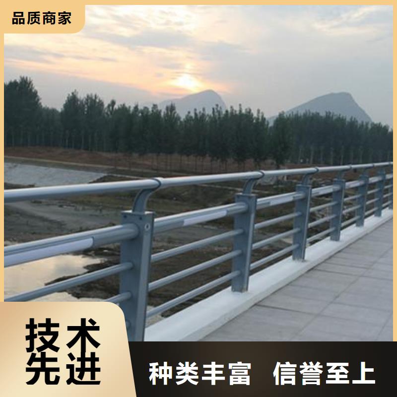 燈光護(hù)欄細(xì)節(jié)展示