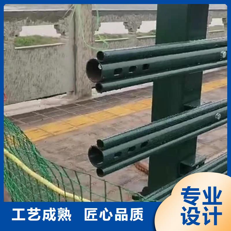 道路橋梁防撞護欄不銹鋼復合管護欄經(jīng)銷商