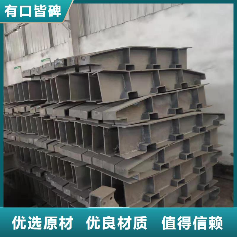道路橋梁防撞護(hù)欄熱鍍鋅立柱應(yīng)用范圍廣泛