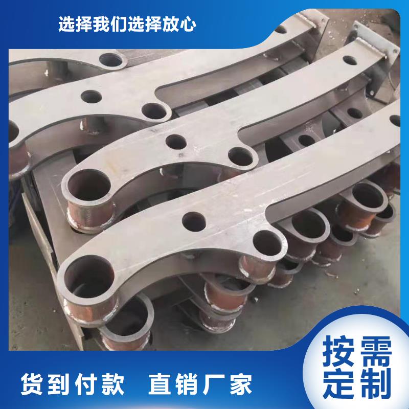 道路橋梁防撞護(hù)欄_ 鑄造石護(hù)欄廠家按需定制