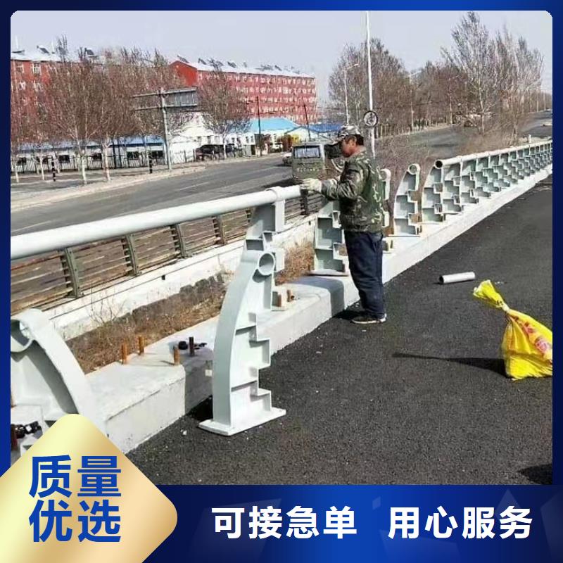 鑄造石仿石護(hù)欄立柱燈光防撞護(hù)欄專業(yè)生產(chǎn)設(shè)備