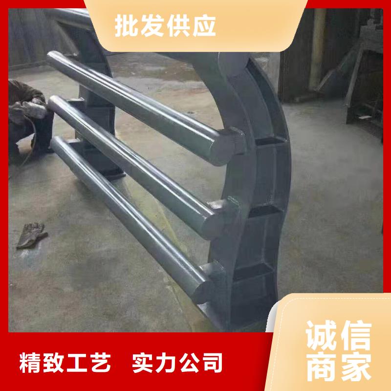 鑄造石仿石護(hù)欄立柱-城市景觀防護(hù)欄廠家定制