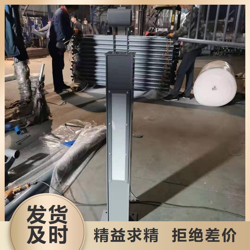 鑄造石仿石護(hù)欄立柱立柱橋梁防撞護(hù)欄讓客戶(hù)買(mǎi)的放心