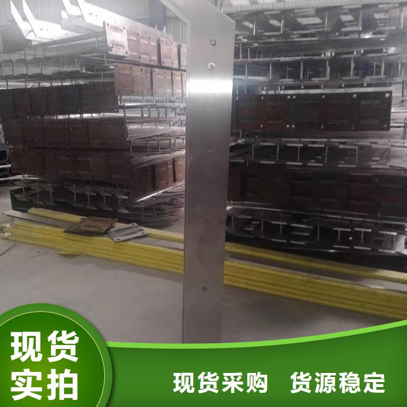 鑄造石仿石護(hù)欄立柱 河道景觀護(hù)欄廠家產(chǎn)地直銷