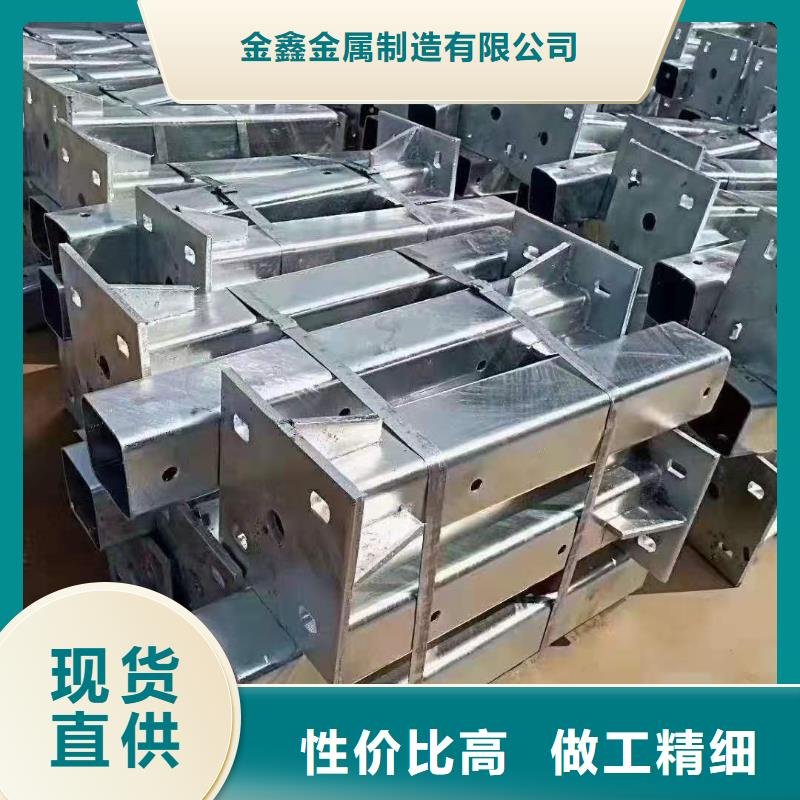 燈光景觀護(hù)欄廠家鋼絲繩護(hù)欄廠家正規(guī)廠家