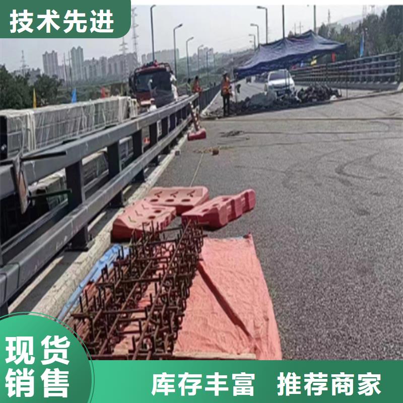 買不銹鋼復(fù)合管護(hù)欄必看-來電咨詢