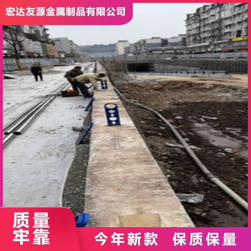 質(zhì)量合格的木紋防撞護(hù)欄廠家