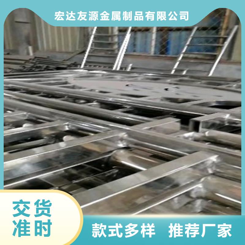 買(mǎi)防撞護(hù)欄臺(tái)車-實(shí)體廠家可定制