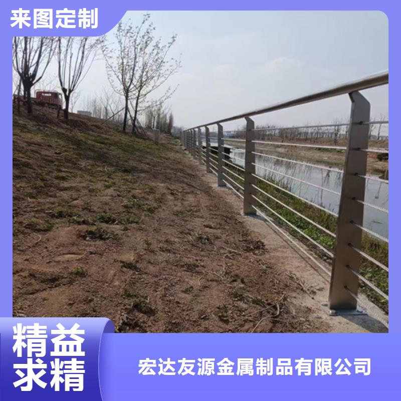 熱賣公路防撞護(hù)欄-實(shí)體廠家