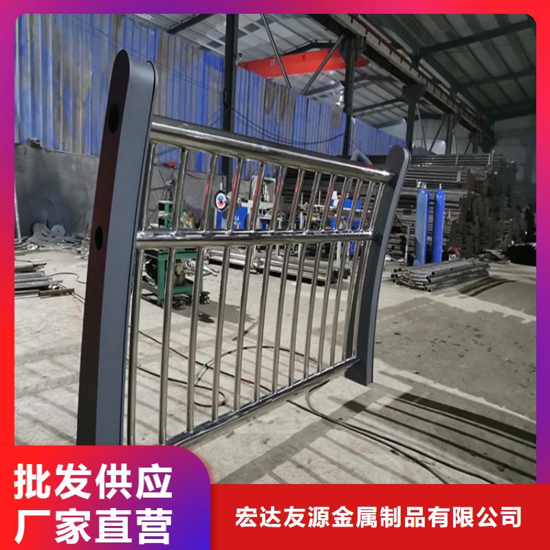 定制不銹鋼橋梁護欄制作廠家的當(dāng)?shù)貜S家