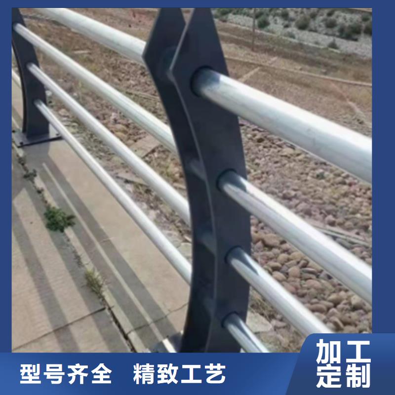 木紋轉(zhuǎn)印景觀護欄服務(wù)周到