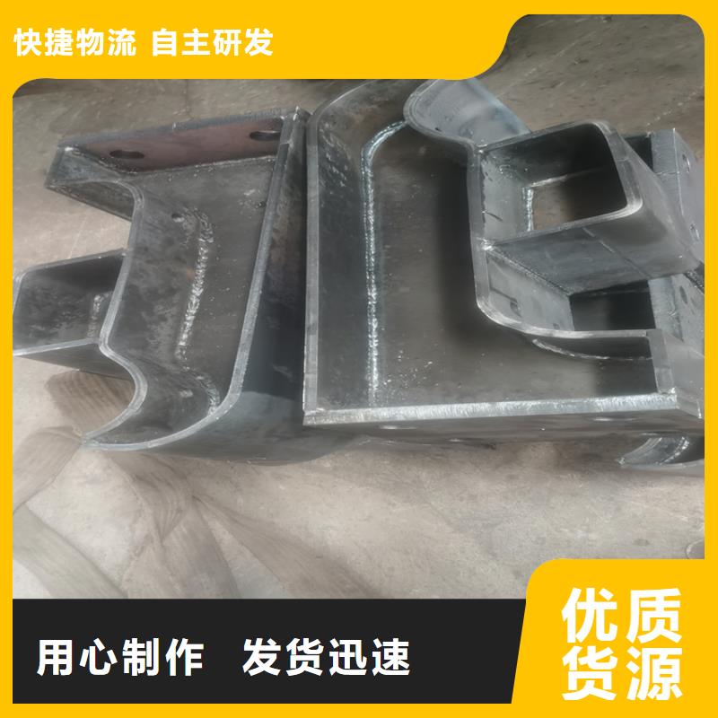 桥梁防撞护栏_防撞护栏立柱精工细作品质优良
