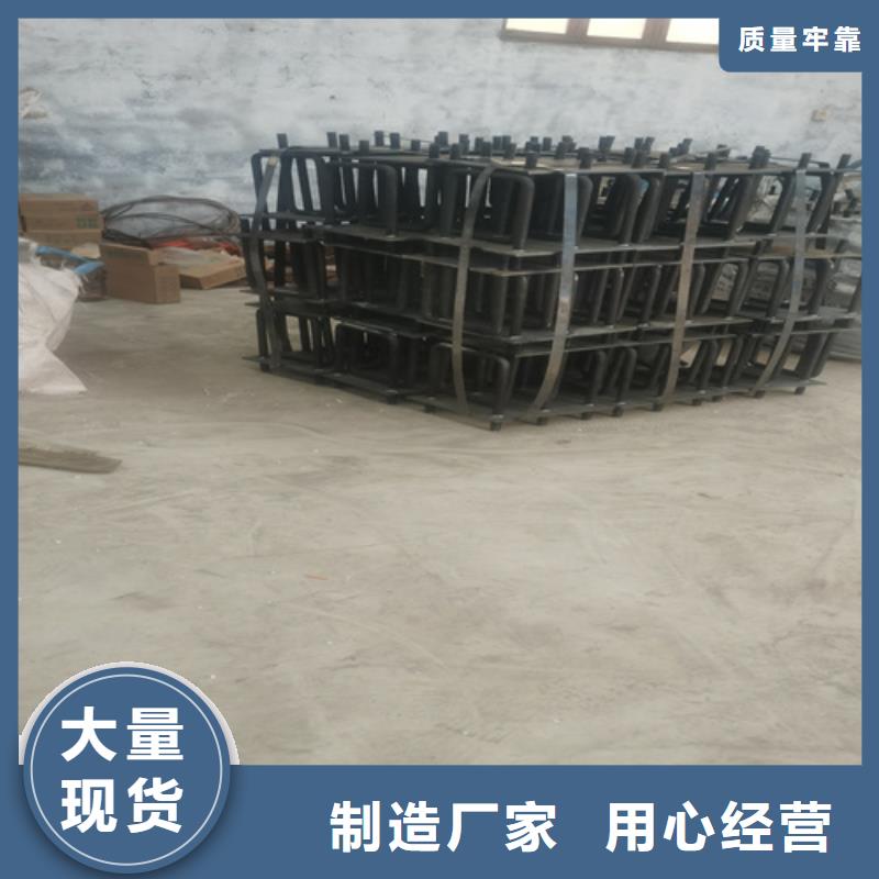 橋梁防撞護欄235碳鋼欄桿產(chǎn)地直供