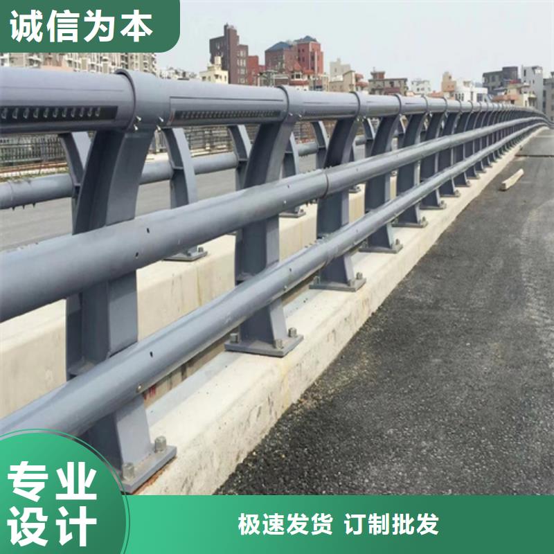 采購鍍鋅防撞護欄必看-質(zhì)量優(yōu)