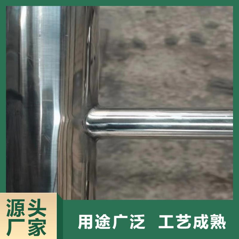 服務(wù)周到的防撞護欄生產(chǎn)廠家批發(fā)商