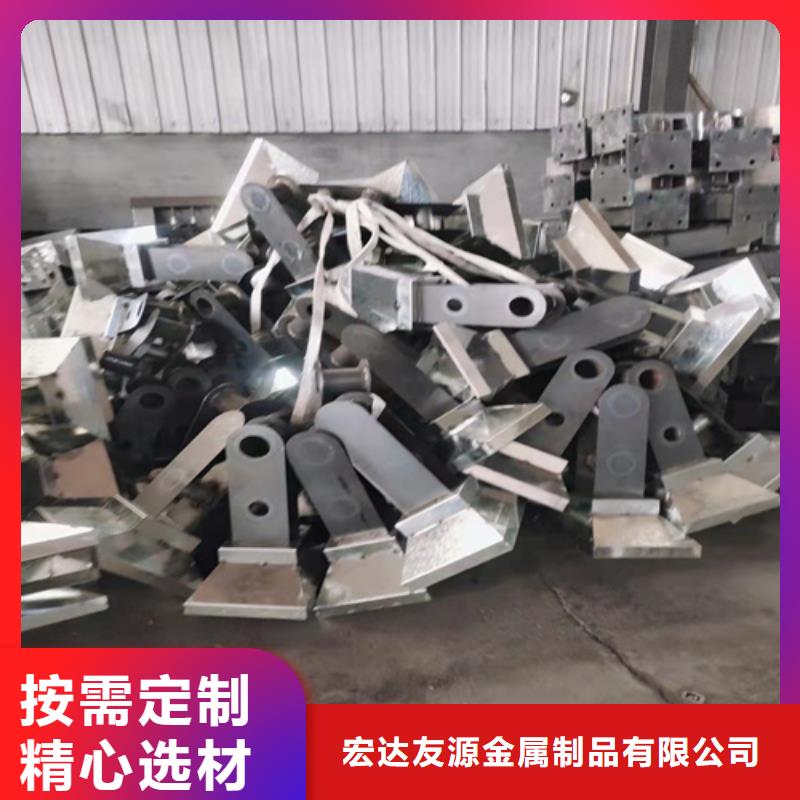 專業(yè)銷售燈光護欄廠家