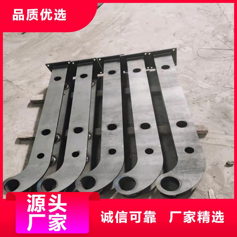 河边人行道护栏款式齐全