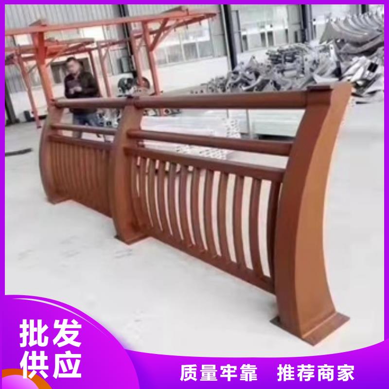 防撞護欄碳鋼防撞護欄廠家廠家擁有先進的設(shè)備