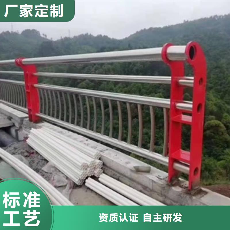 防撞護(hù)欄,橋梁護(hù)欄立柱生產(chǎn)型
