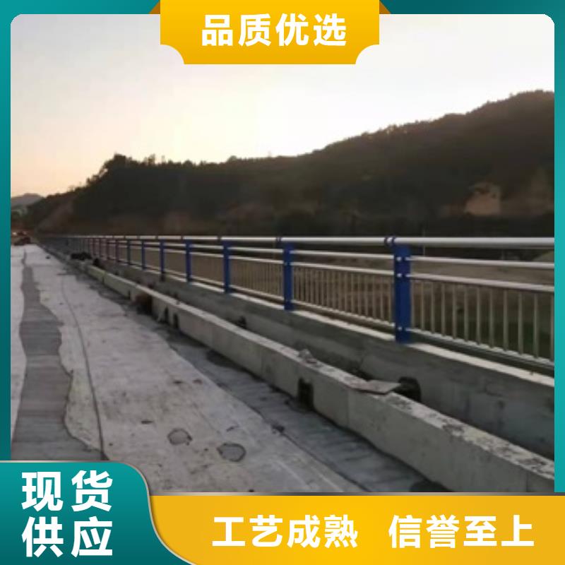 發(fā)貨速度快的定制燈光防撞護(hù)欄公司