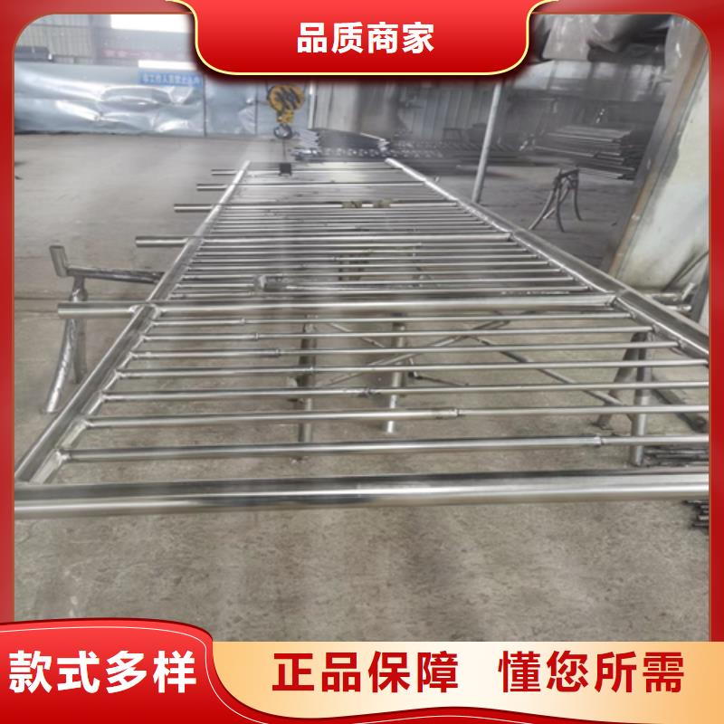 道路防護(hù)護(hù)欄廠家制造生產(chǎn)