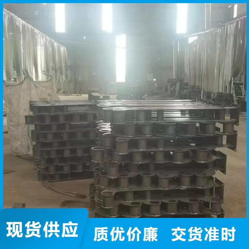 不銹鋼復(fù)合管護(hù)欄,防撞護(hù)欄立柱廠家好產(chǎn)品有口碑