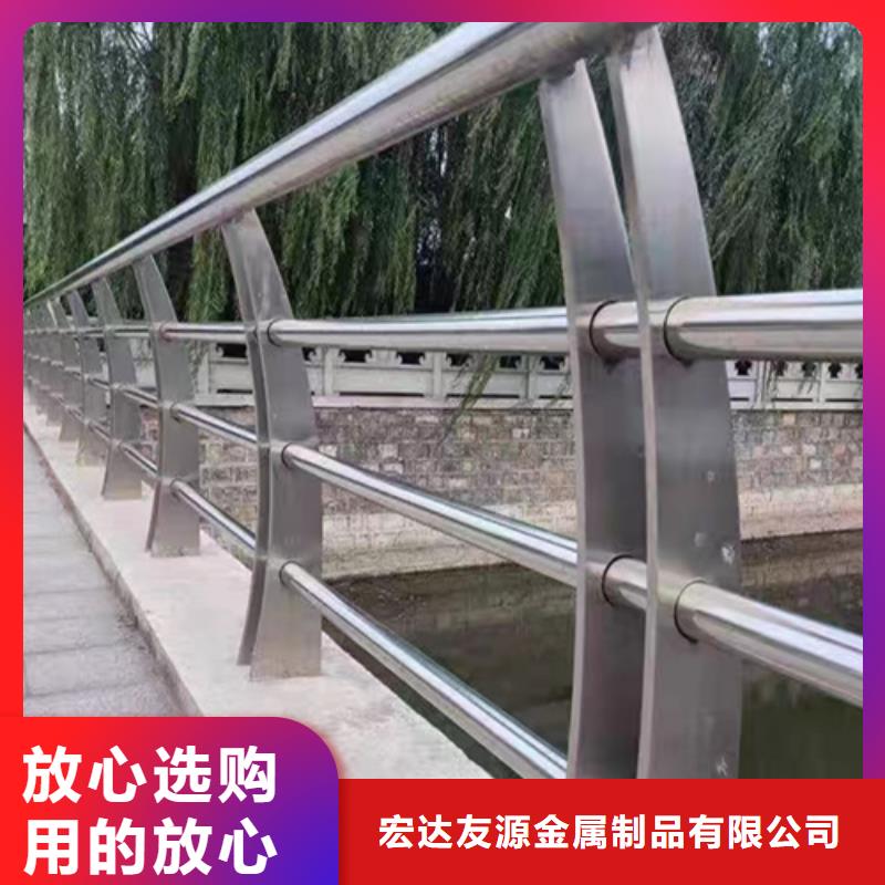 不銹鋼復(fù)合管護欄_鍍鋅靜電噴塑護欄管擁有多家成功案例