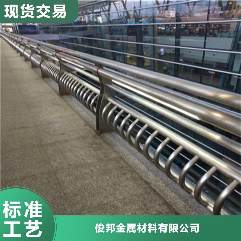 不锈钢复合管桥梁护栏厂家不只是质量好