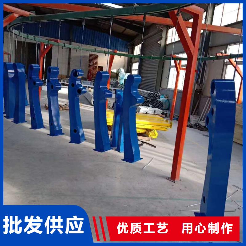 橋梁復(fù)合管護(hù)欄質(zhì)量有保證