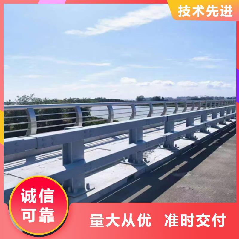 防撞護欄仿木護欄細節(jié)之處更加用心