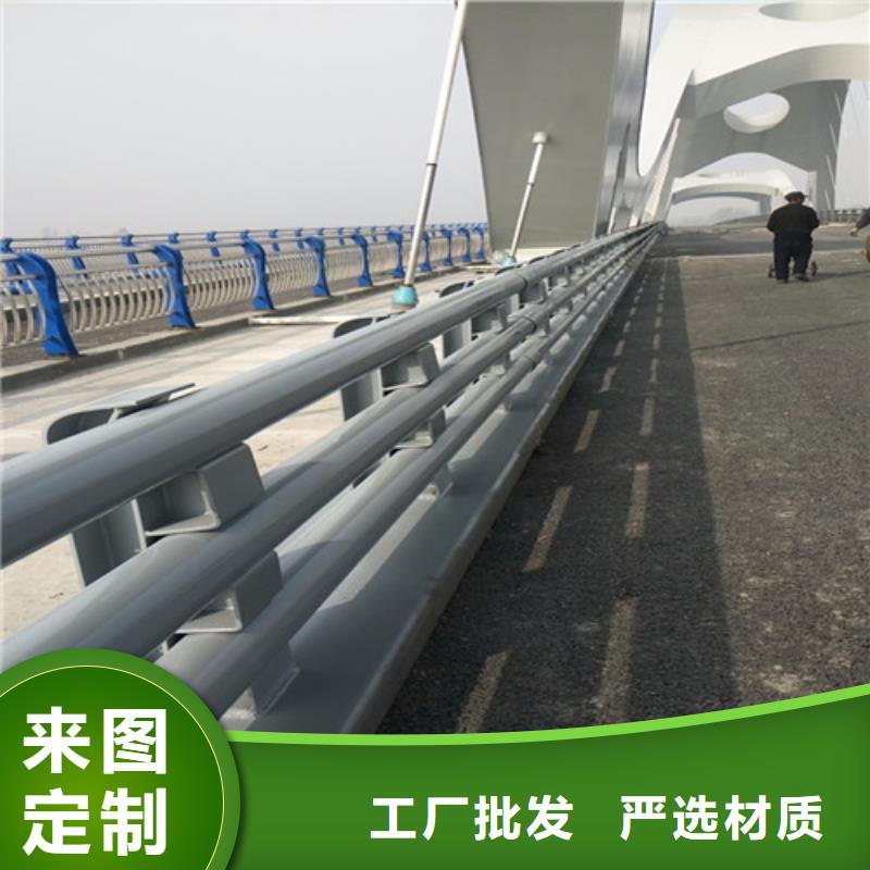 國(guó)標(biāo)三波防撞護(hù)欄常規(guī)型號(hào)大量現(xiàn)貨