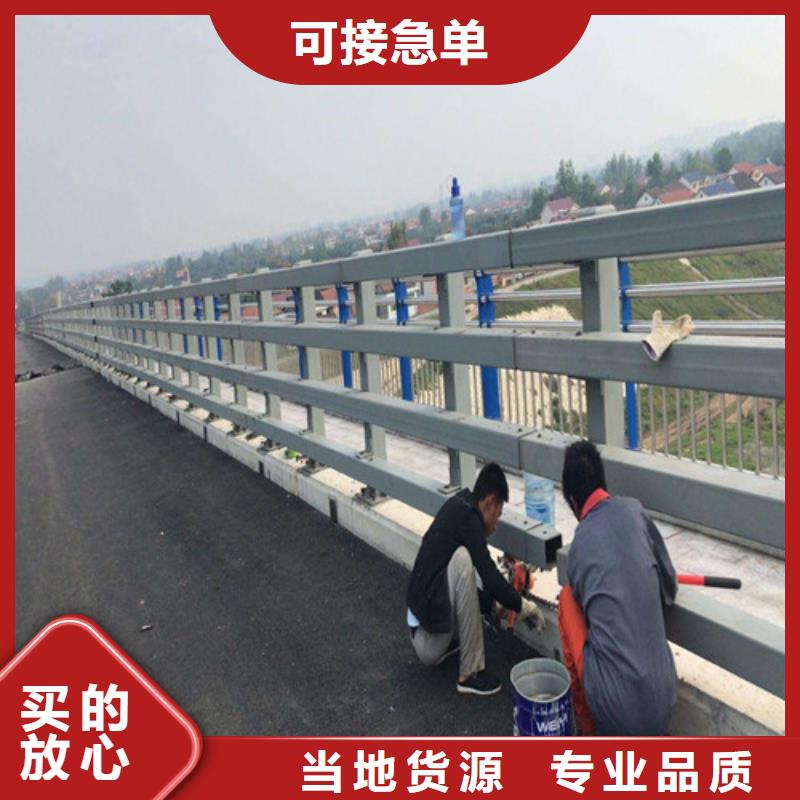防撞護(hù)欄防撞護(hù)欄廠家生產(chǎn)經(jīng)驗(yàn)豐富