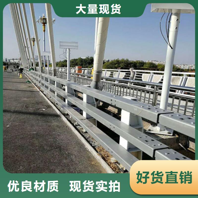 防撞护栏仿木护栏检验发货