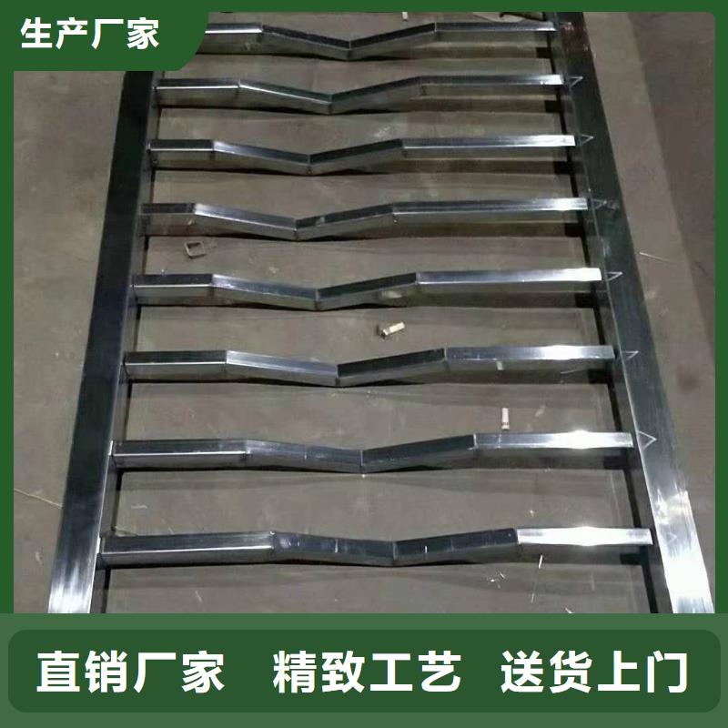 防撞護(hù)欄【【人行道欄桿】】當(dāng)?shù)刎浽?></div>
				 
					                           <!--  判斷下如果客戶有視頻，顯示這段-->
                        <div   id=