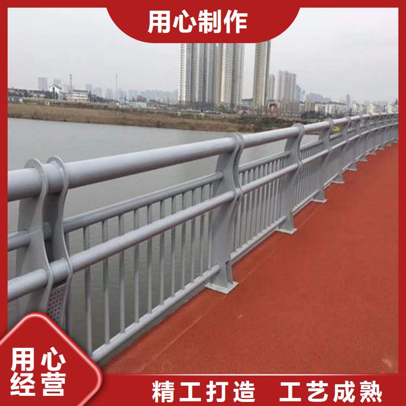 防撞護(hù)欄河堤護(hù)欄多行業(yè)適用