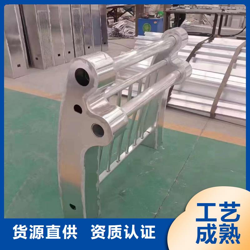 護(hù)欄M型防撞護(hù)欄好產(chǎn)品價(jià)格低