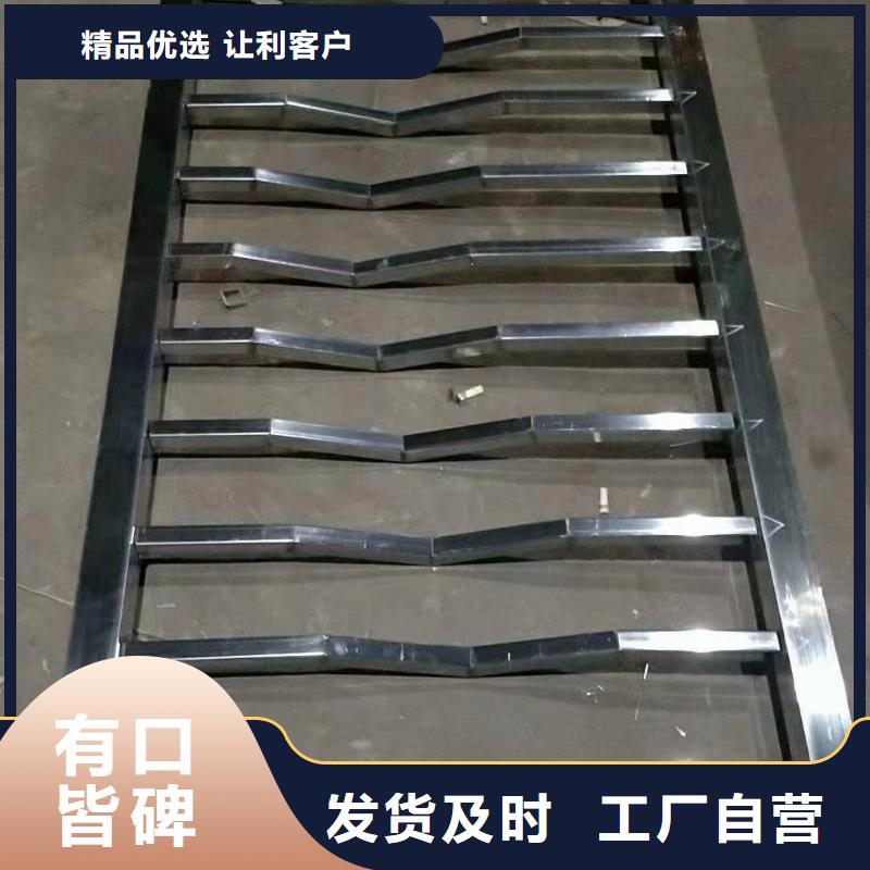 不銹鋼復(fù)合管景觀護(hù)欄可在線參觀