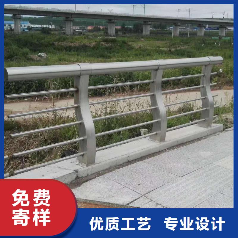 橋梁護(hù)欄品種多價格低