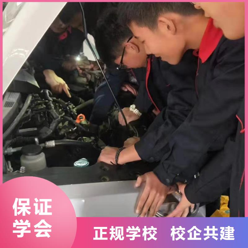 汽修培訓(xùn)挖掘機(jī)鉤機(jī)駕駛培訓(xùn)手把手教學(xué)