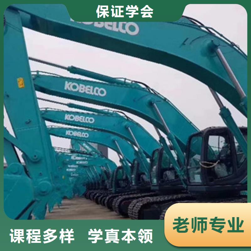  塔吊叉車培訓(xùn)師資力量強(qiáng)
