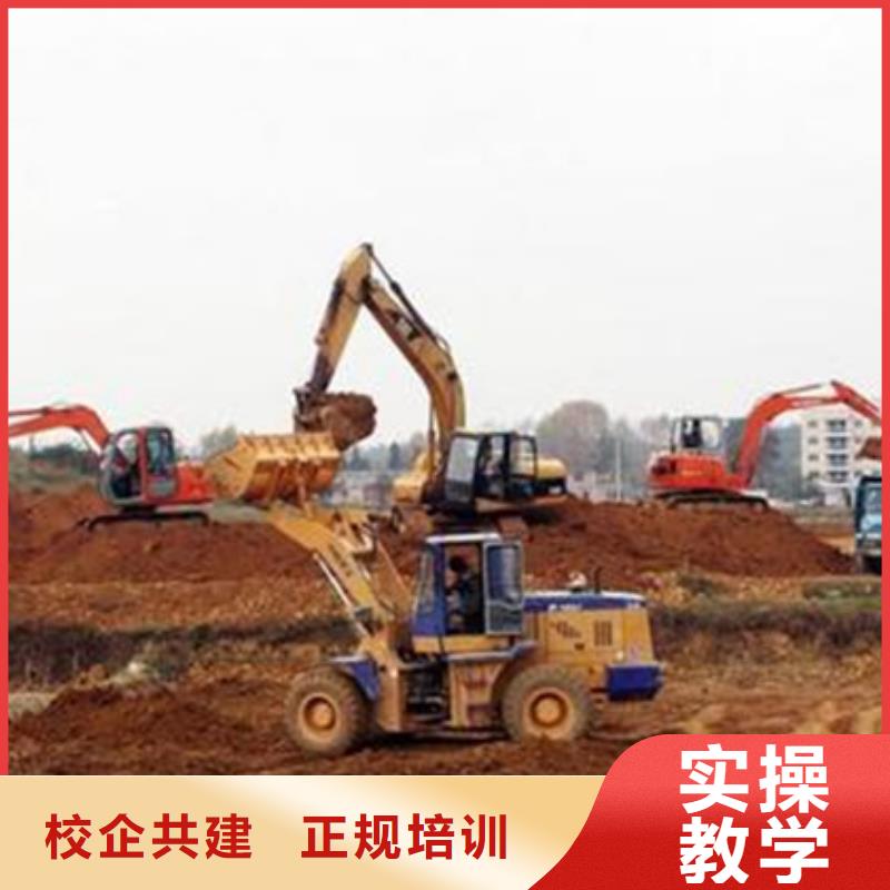 塔吊叉車培訓哪里有中西糕點面點培訓學校正規(guī)培訓