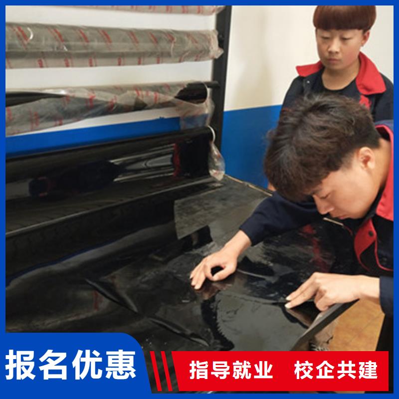 汽車美容裝具培訓學汽修學修車的技校實操教學