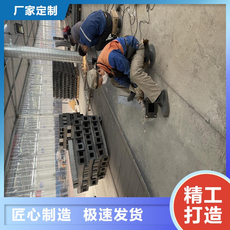 橋梁護欄【鍍鋅波形護欄】嚴選材質(zhì)