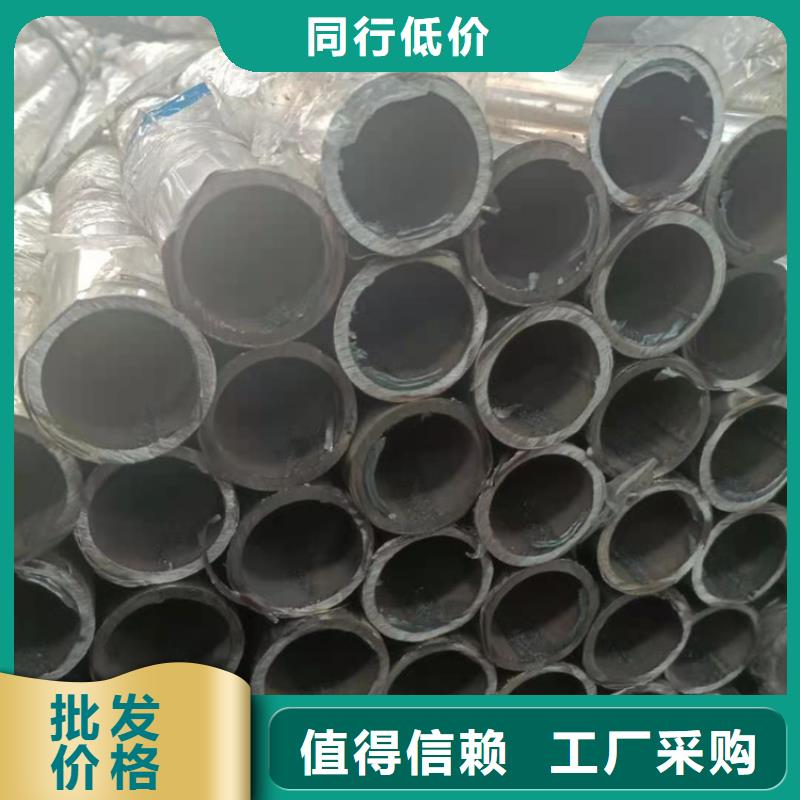 橋梁欄桿-人車分流欄質(zhì)優(yōu)價(jià)廉