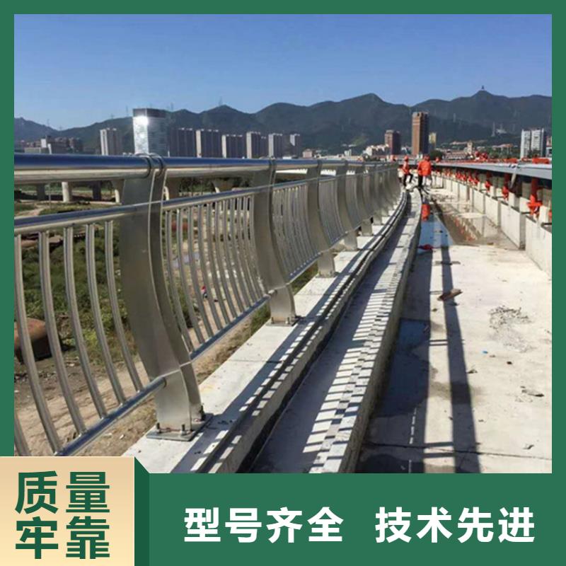 不銹鋼護(hù)欄不銹鋼復(fù)合管護(hù)欄供貨及時(shí)