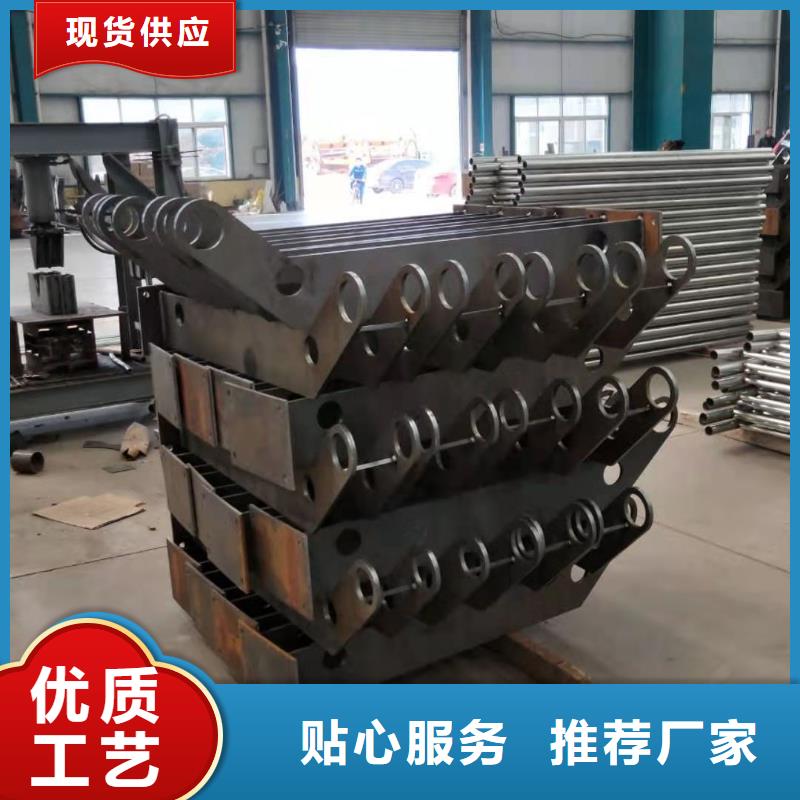護(hù)欄鍍鋅波形護(hù)欄實(shí)體廠家